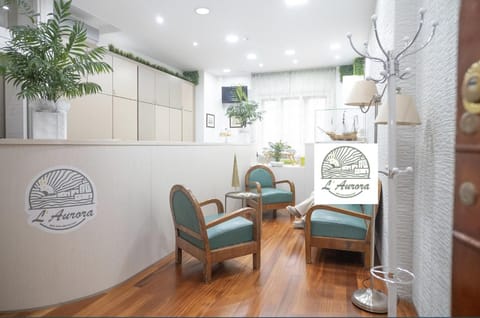 Lobby or reception, Seating area