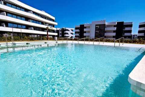 Pool view, Swimming pool