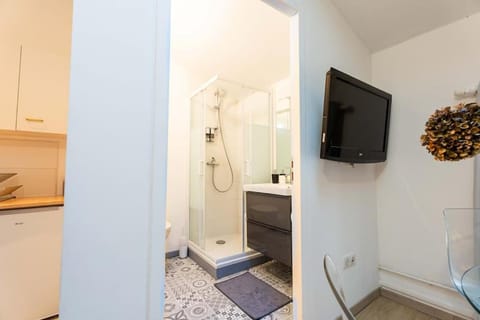 Charmant Studio au cœur des Marais Salants Apartment in Arles