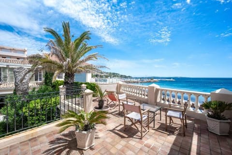 Villa Palma near the beaches Cannes Apartment in Cannes