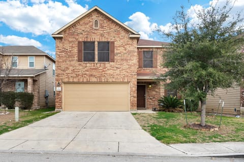 Tranquility - A Birdy Vacation Rental House in San Antonio