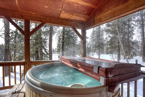 Antelope Trail Lodge House in North Lawrence