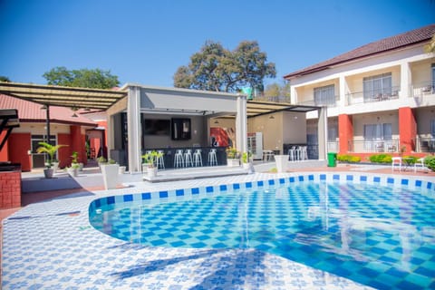 Property building, Swimming pool