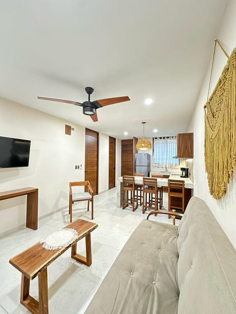 Kitchen or kitchenette, Living room