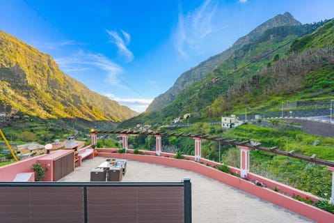 Spring, Natural landscape, View (from property/room), Balcony/Terrace, Mountain view, Parking