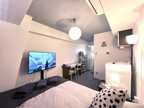 Bed, TV and multimedia