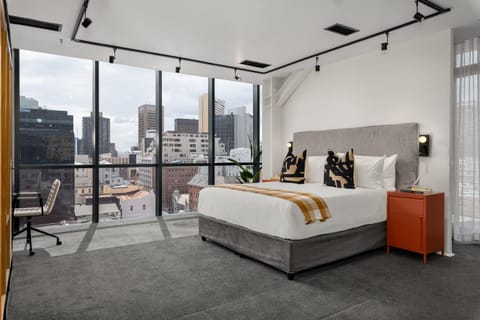Photo of the whole room, Bedroom, City view