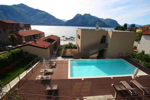 Property building, Balcony/Terrace