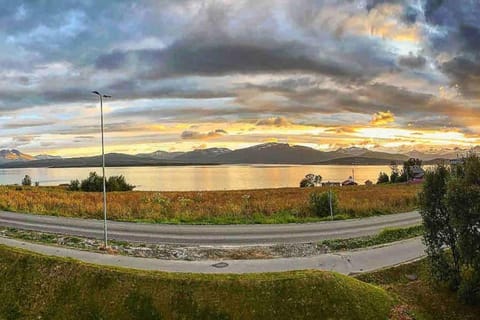 Strøken villa med spektakulær utsikt Villa in Tromso