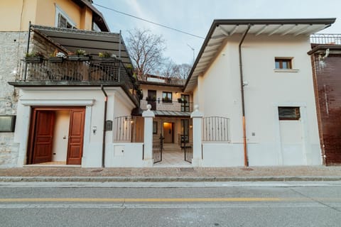 Property building, Street view