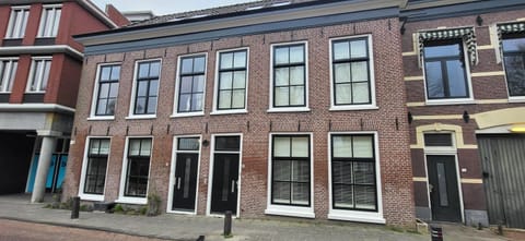 Property building, Location