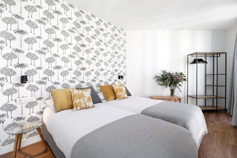 Property building, Living room, Bedroom