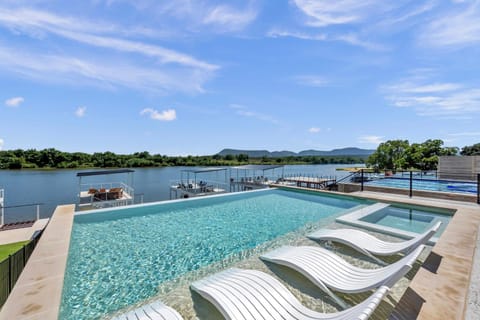 The Enclave New Listing Concierge Services House in Kingsland