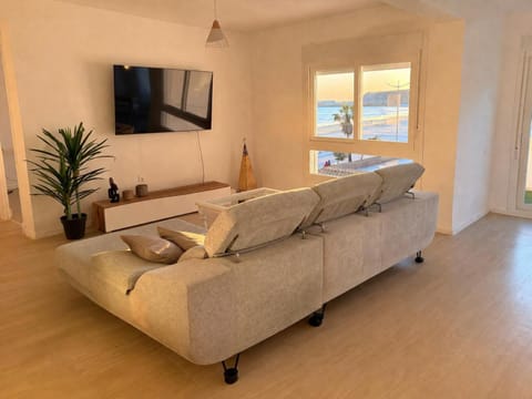 Living room, Sea view