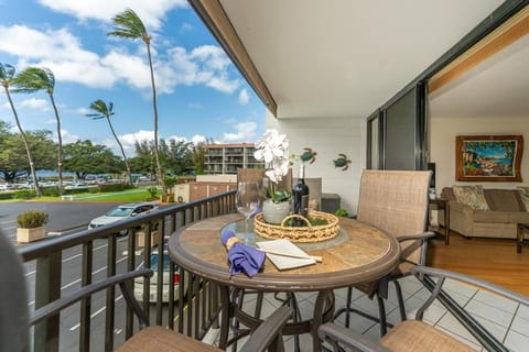 Maui Parkshore 213 Apartment in Kamaole