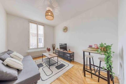 Appartement cosy au calme, proche de Paris et du RER B Apartment in Île-de-France