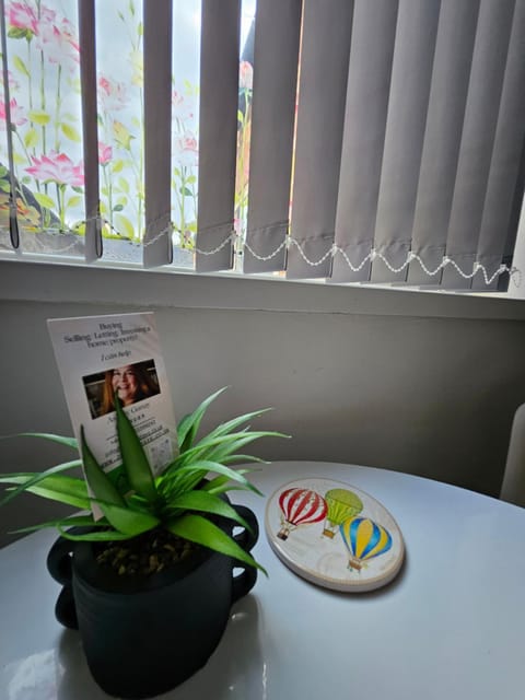 By the Joyous Stays - House with home comforts House in Stoke-on-Trent