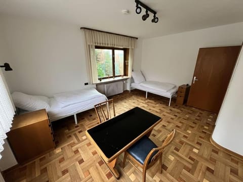 Bed, Photo of the whole room, Seating area, Bedroom