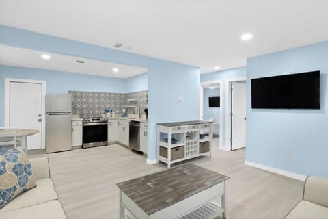 Stunning River District Residence near Beaches House in Fort Myers