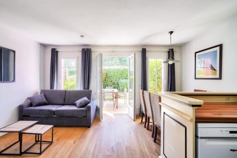 Bed, furniture, kitchen