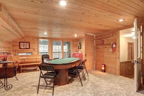 Mountain Oasis House in North Lawrence