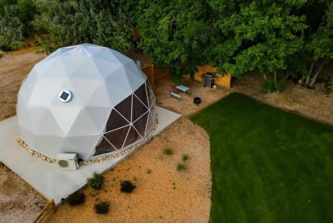 Zen Zion accommodates large groups of up to 30 House in Glendale