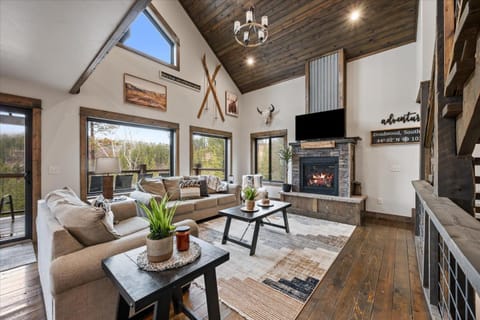 Bullock`s Ridge House in North Lawrence