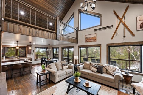 Bullock`s Ridge House in North Lawrence