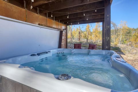 Wernski Lodge House in Lead