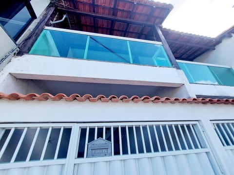 Property building, Day, Balcony/Terrace