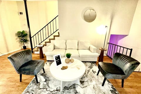 Spring Getaway 5 minutes from Hospitals Apartment in Flowood