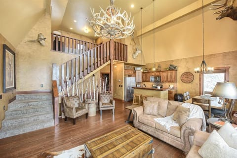 Hitch`n Post - Pool Access! House in Lead