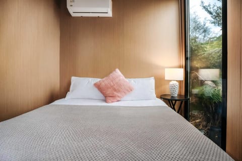 Kiwi Farm Cabin 2 by Tiny Away Cabin in Auckland Region