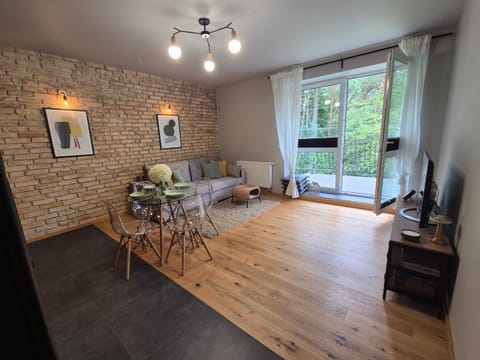 Apartament w Willii Szmaragd Apartment in West Pomeranian Voivodeship, Poland