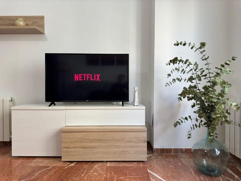 TV and multimedia, Evening entertainment