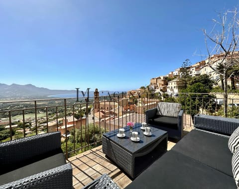 View (from property/room), Balcony/Terrace