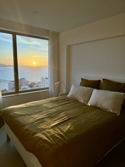 Bedroom, Sea view