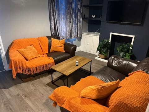 3 bed house in Gloucester near to city centre House in Gloucester