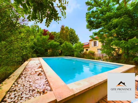 Garden, Swimming pool