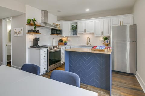 Condo with Pool Walk to University of Mississippi! Apartment in Oxford