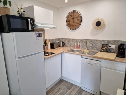 Duplex dans maison de village Apartment in Cagnes-sur-Mer