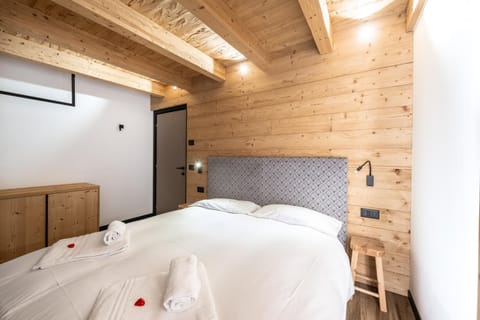 - Punta Penia - Canazei center app Apartment in Canazei