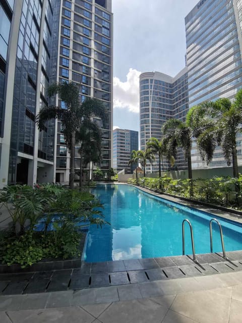 Property building, Day, Pool view, Swimming pool