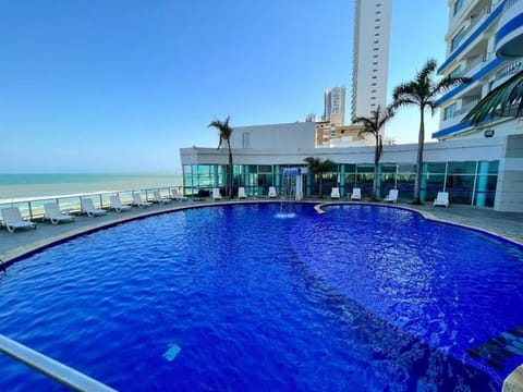Property building, Sea view, Swimming pool