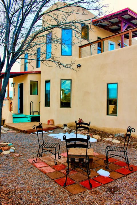 Casa Vinella Viejo House in New Mexico