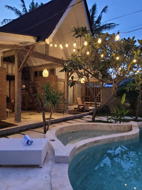 Property building, Swimming pool