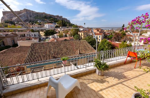Nearby landmark, Natural landscape, View (from property/room), Balcony/Terrace, Balcony/Terrace, City view