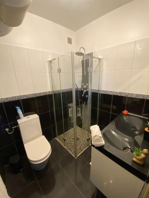 Charmant studio, 10 minutes d’Orly / 20 minutes de Paris Apartment in Île-de-France