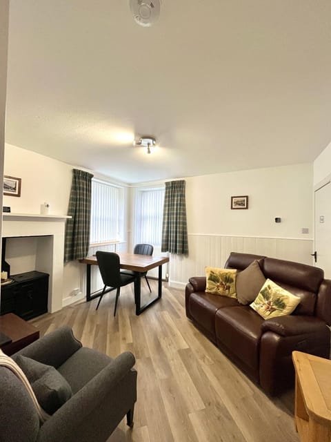 Taigh Oisean 4 Birnam Place Pitlochry Apartment in Pitlochry