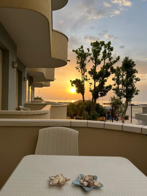 Natural landscape, Balcony/Terrace, Sea view, Sunrise, Sunset